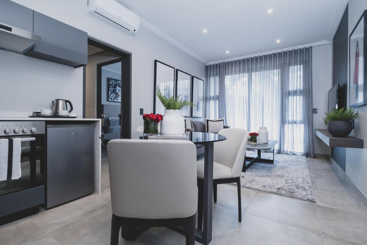 The Catalyst Apartment Hotel By Newmark Johannesburg Esterno foto