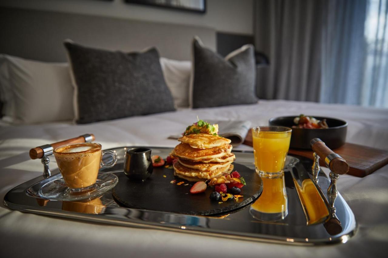 The Catalyst Apartment Hotel By Newmark Johannesburg Esterno foto