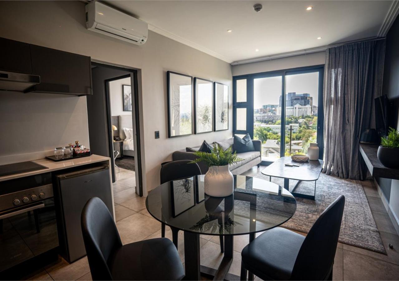 The Catalyst Apartment Hotel By Newmark Johannesburg Esterno foto