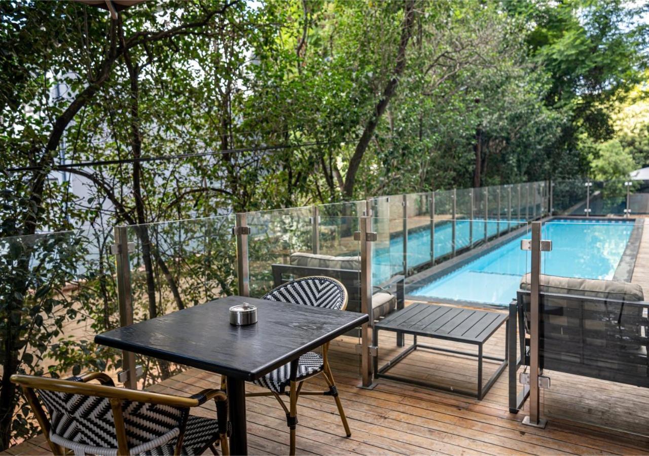 The Catalyst Apartment Hotel By Newmark Johannesburg Esterno foto