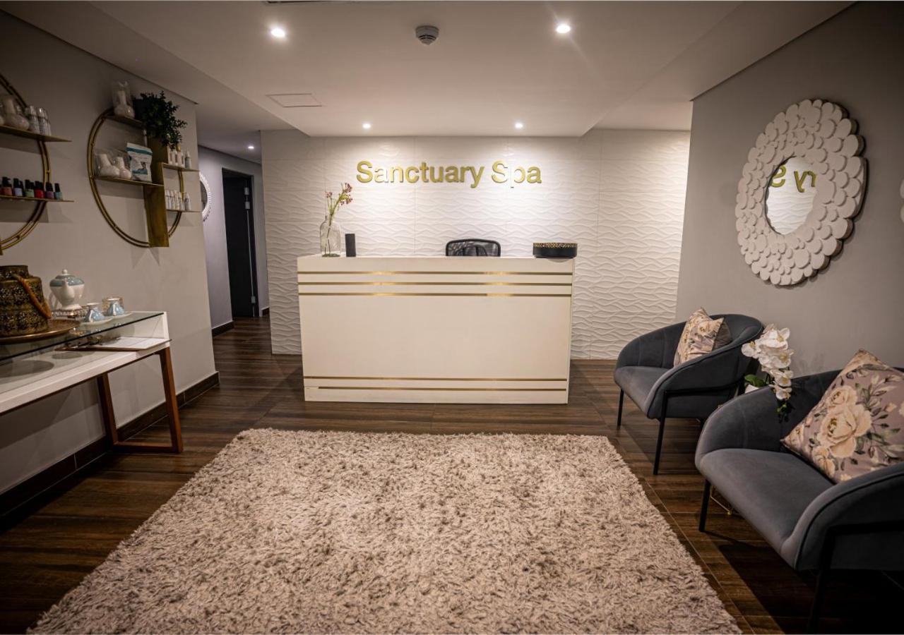 The Catalyst Apartment Hotel By Newmark Johannesburg Esterno foto