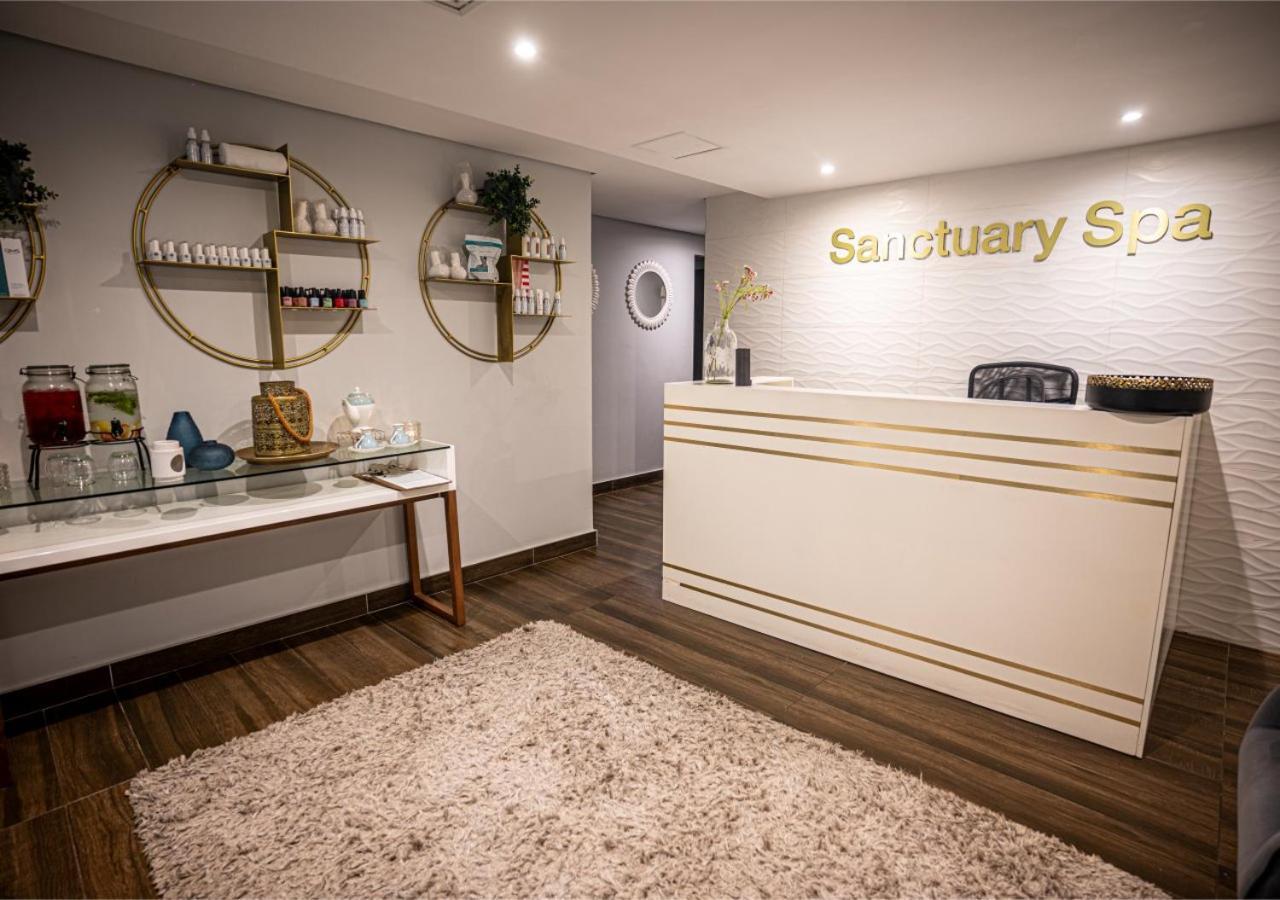 The Catalyst Apartment Hotel By Newmark Johannesburg Esterno foto
